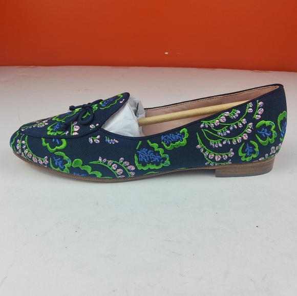Kate Spade Women Slip On Flat Loafer Floral embroidery 7.5 (Lot 980) - Picture 3 of 9